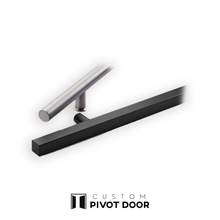 Charger l'image dans la galerie, EMTEK Square long door pull - Custom Pivot Door
